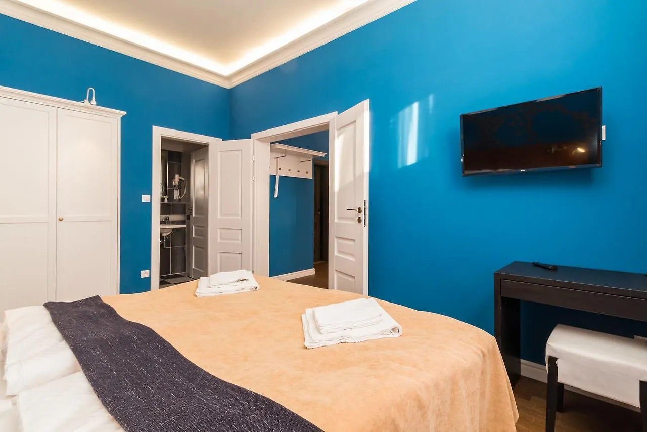 Residence Vaclavska Praha 0*,